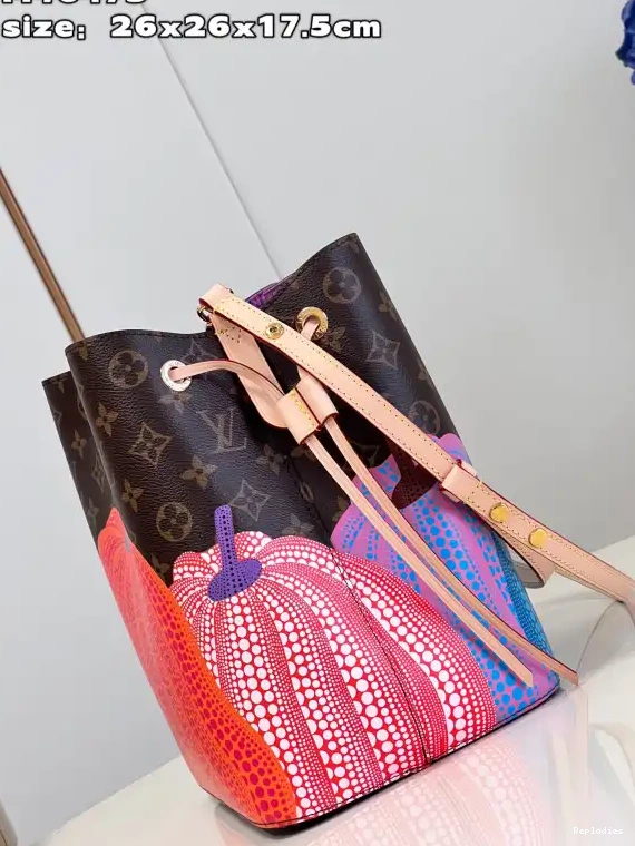 Rep ladies NÉONOÉ MM LOUIS VUITTON 0630